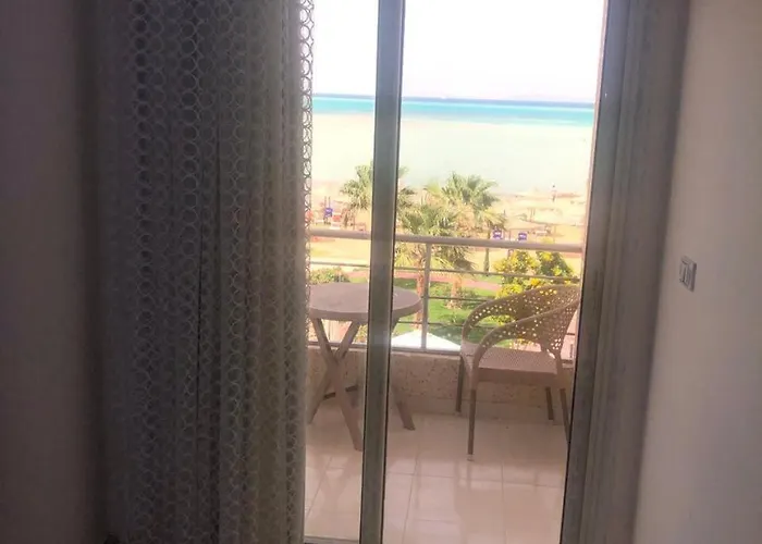 Sea Front شقة *